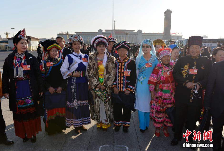 2014兩會：少數民族代表委員的特色帽飾