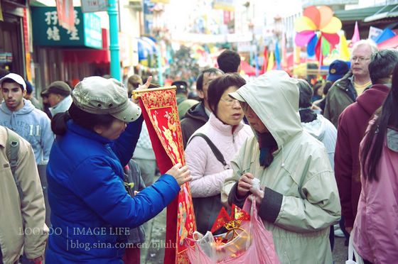 逛逛美國唐人街的花市