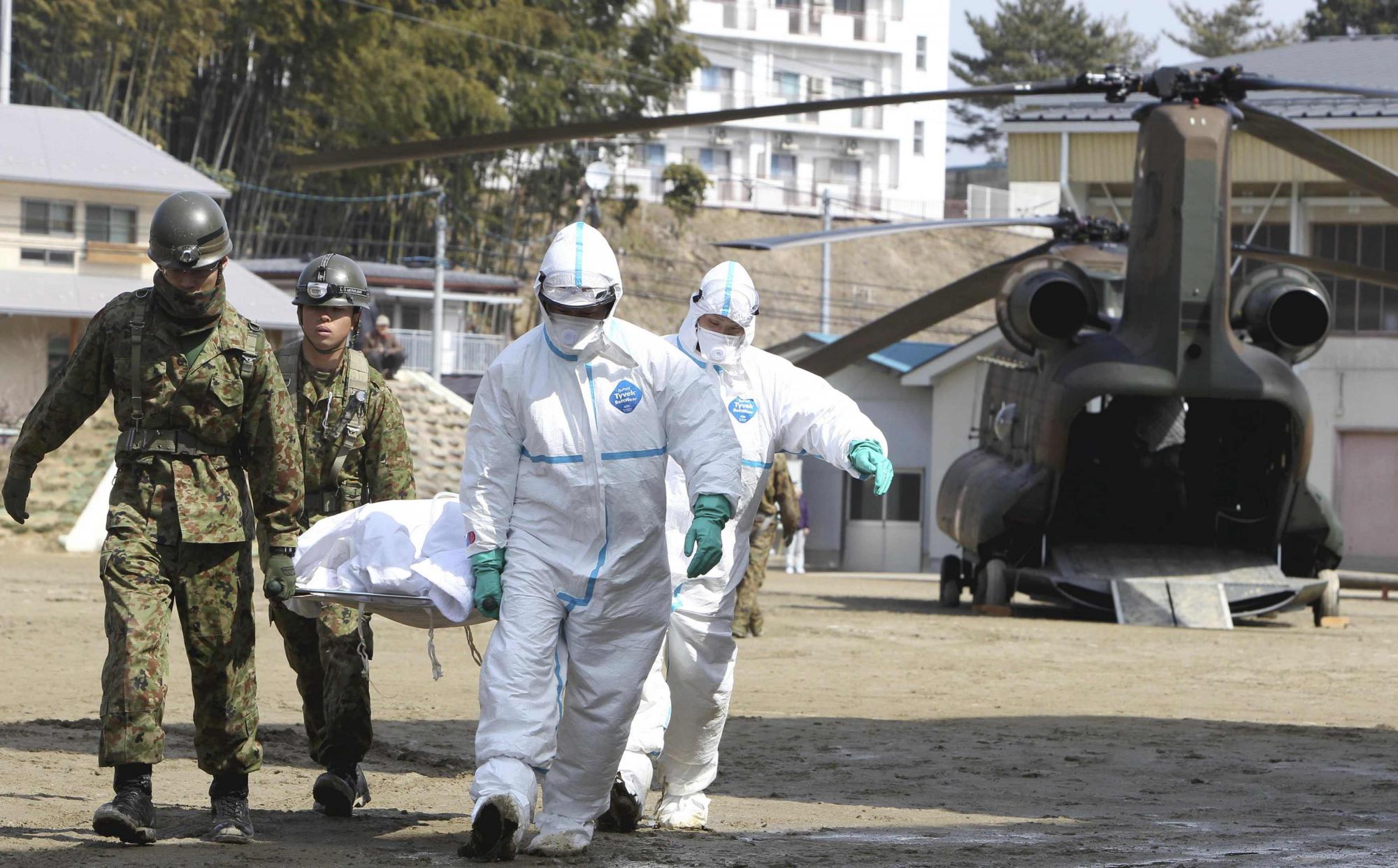 日本進行最大規模救援 中國首次派出救援隊赴日
