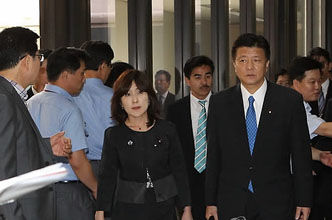 日本前外相前原誠(chéng)司訪(fǎng)問(wèn)日俄有爭(zhēng)議島嶼