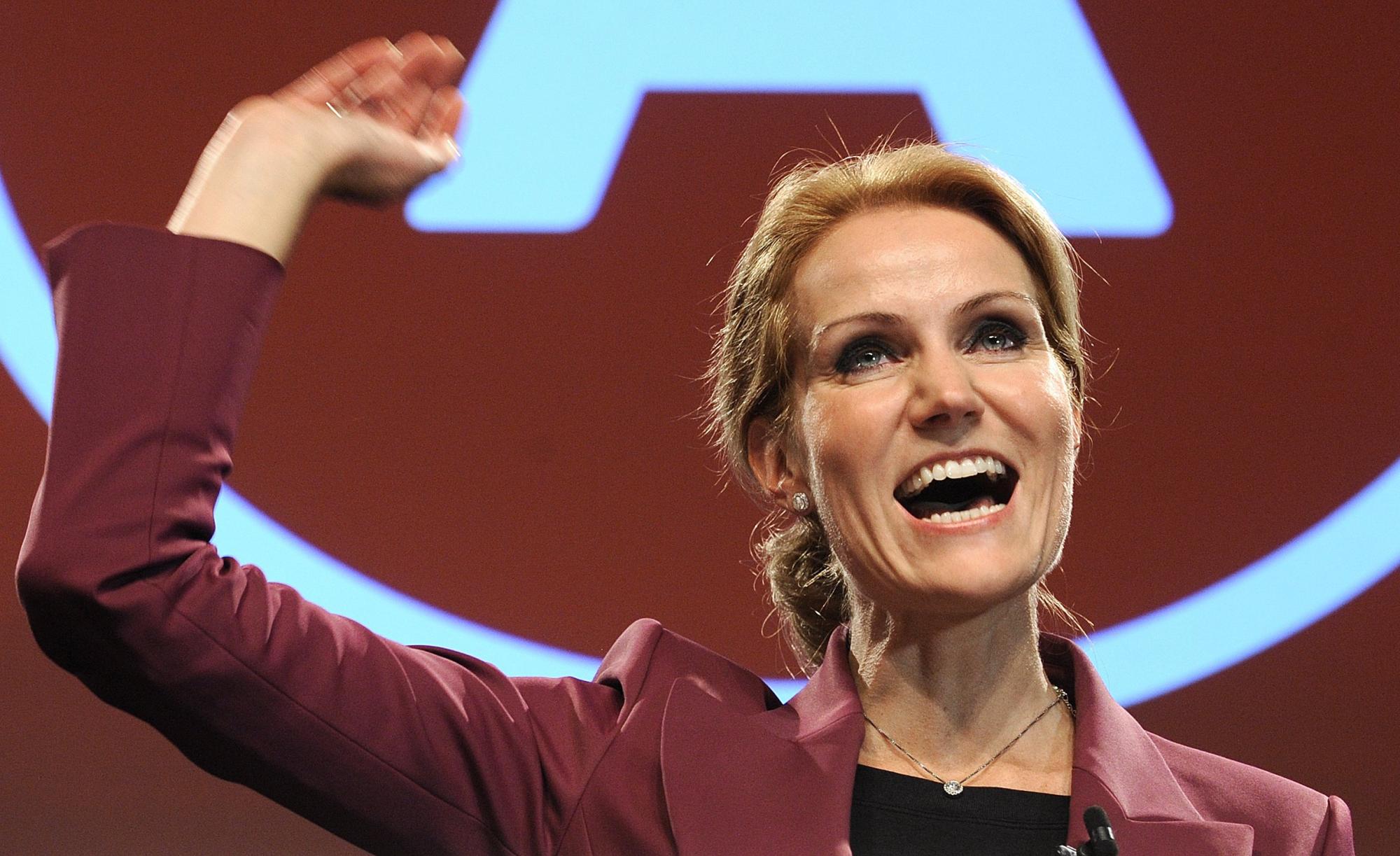 44歲時尚靚姐當選丹麥首位女首相:從天真到自信六年蛻變
