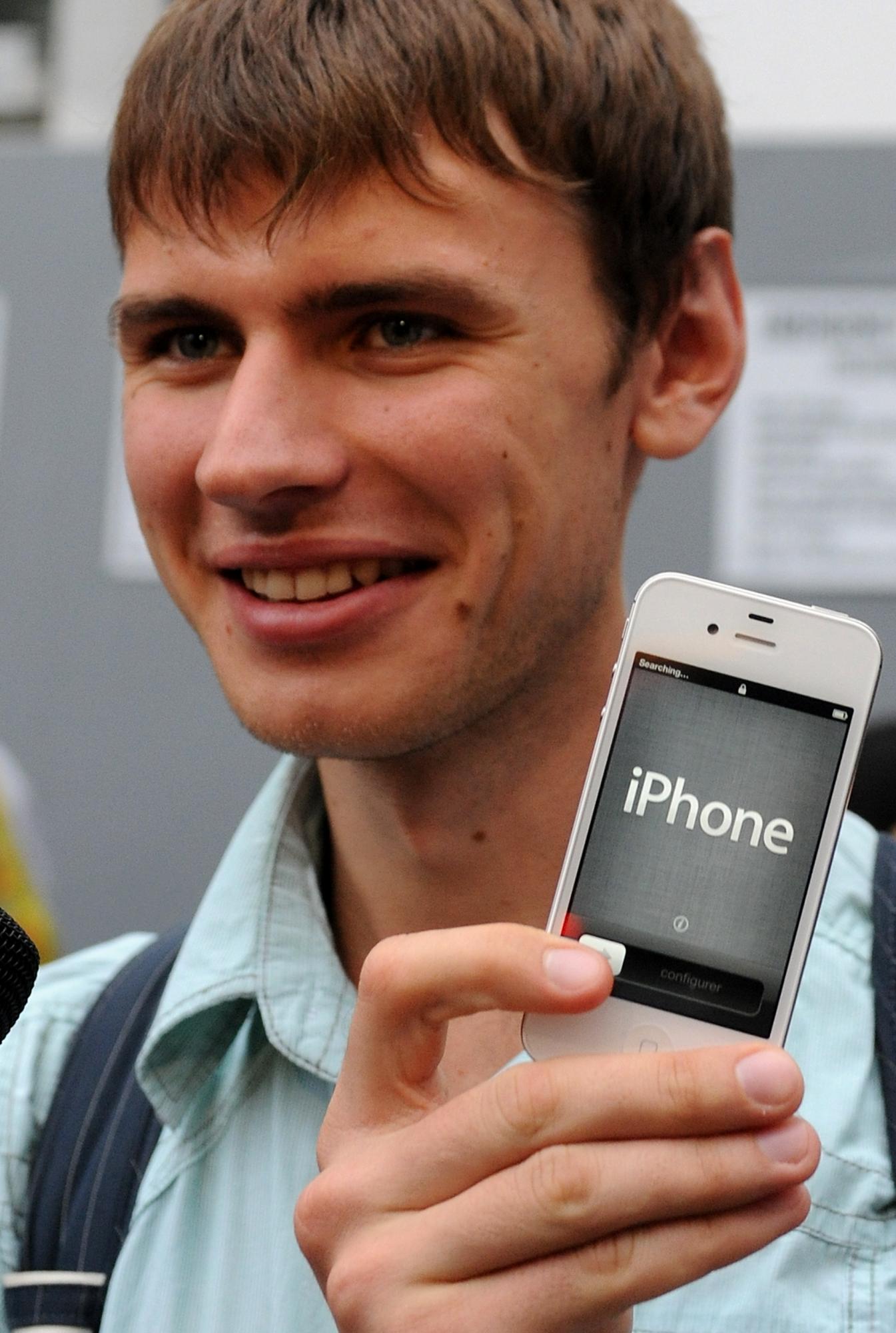 iPhone 4S全球熱賣