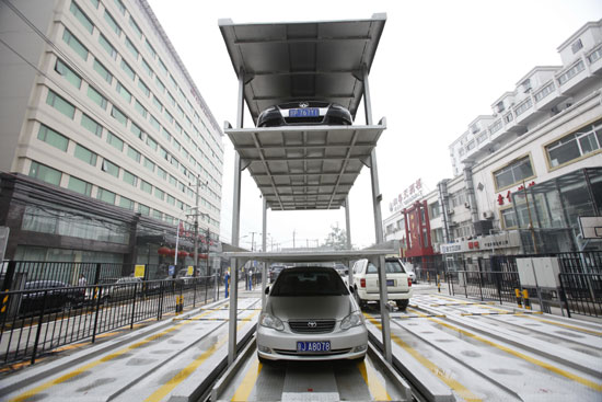 立體停車場亮相北京車輦店胡同（組圖）