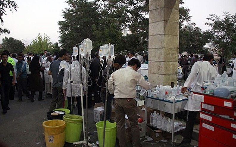伊朗西北部連發(fā)兩次超6級地震數(shù)千死傷 醫(yī)療人員物資緊缺