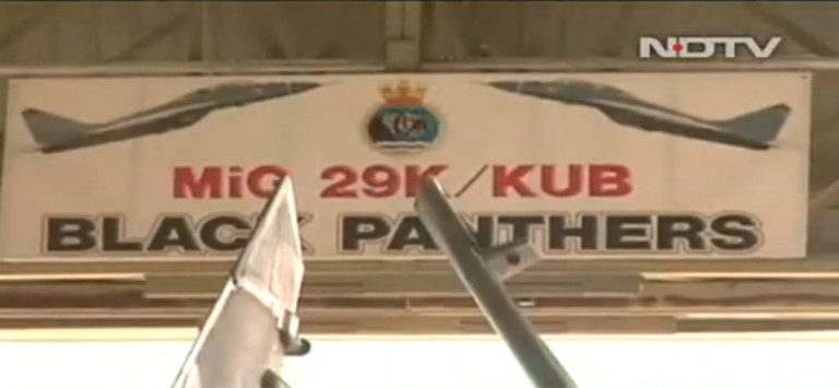 印度海軍米格-29KUB艦載戰(zhàn)機服役現(xiàn)場圖曝光