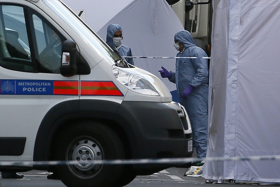 倫敦發(fā)生疑似恐怖襲擊1人死亡 英相立即回國