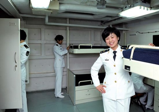 遼寧艦內部曝光 3000多個艙室如同迷宮(組圖)