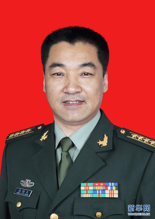 神十乘組航天員簡歷及標準照發布