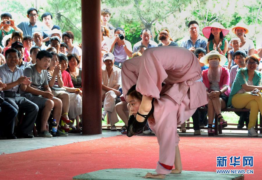 全國(guó)各地歡度端午節(jié)