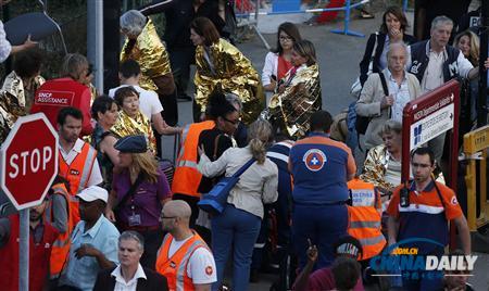 法國(guó)發(fā)生火車脫軌事故 6人死亡30人受傷
