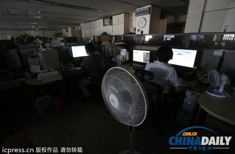 韓電力交易所關空調節電 辦公室內溫度高達32.6度