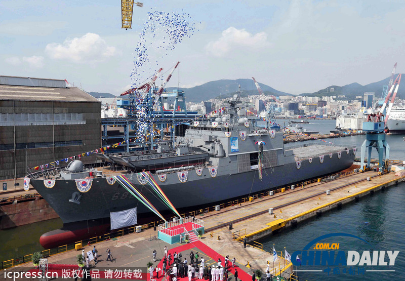 韓國新一代登陸艦“天王峰”下水 2015年實戰部署（組圖）