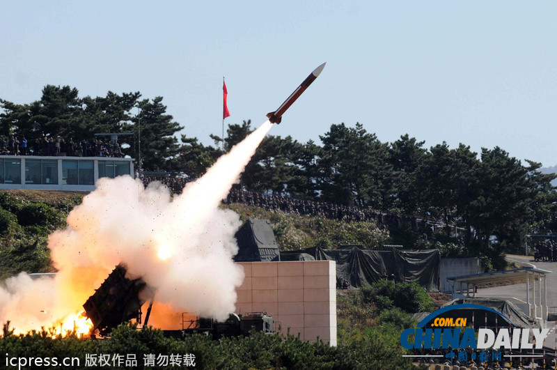 韓國軍方首次成功試射PAC-2愛國者導(dǎo)彈