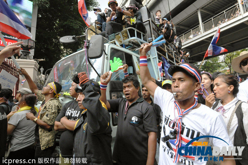 泰國反對派“占領”財政部 逼英拉下臺