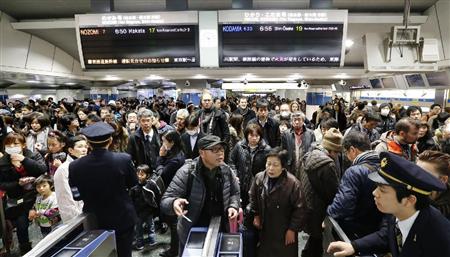 東京地鐵站大火大批乘客滯留 暫無人員傷亡報(bào)告
