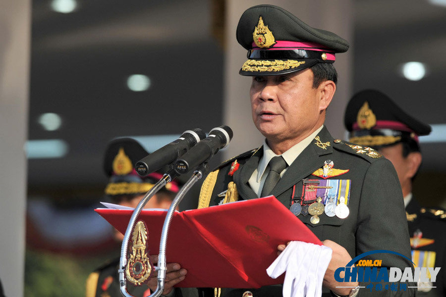泰國舉行閱兵式慶祝“建軍節(jié)”
