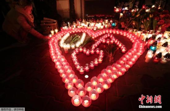 烏克蘭總統(tǒng)與反對(duì)派簽署解決危機(jī)協(xié)議