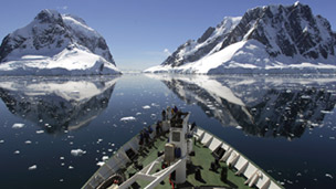 Should tourists go to Antarctica? 你想去南極旅游嗎？