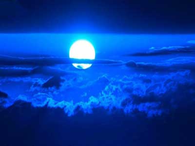 千載難逢與blue moon是什么關(guān)系？