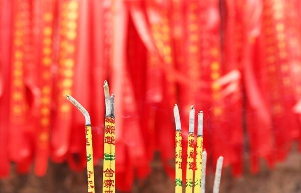 貪官們犯的那些事兒，用英文咋說？