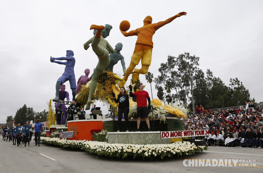 “孫悟空”、“小王子”花車亮相美國(guó)玫瑰花車大游行（組圖）