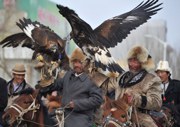 Set for spring, goat grabbing, Nowruz festival, Iranian calendar, Herdsmen, Tajik, ethnic groups, Xinjiang, Uygur, Ethnic groups in Xinjiang set for spring Ethnic groups in Xinjiang set for spring