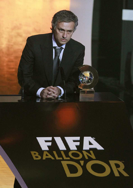 FIFA年度最佳教練：穆里尼奧摘首屆大獎