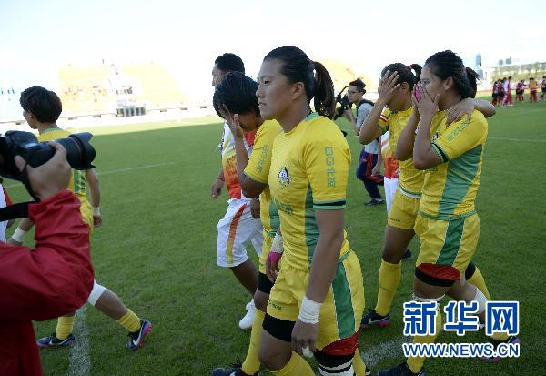 女子橄欖球決賽驚現71:0 北京隊不滿判罰消極比賽