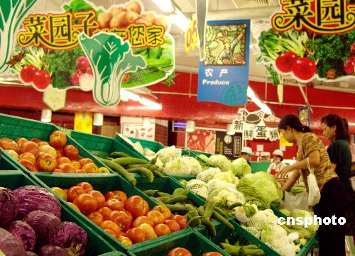 社科院專家稱中國城鄉(xiāng)收入差距約達4到6倍